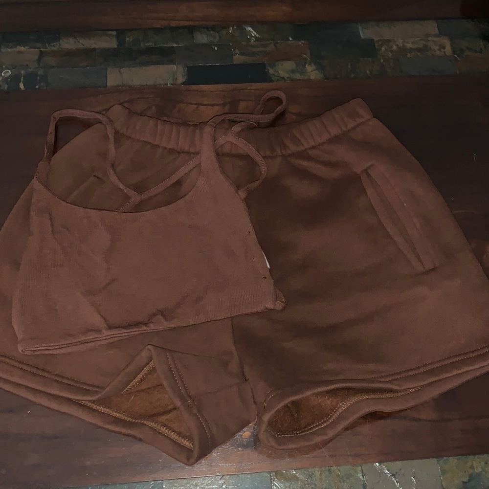 Brown short set